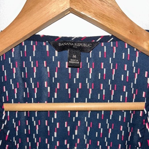 Banana Republic Open Front Shirt Womens Size M Blue Short Sleeve Front Tie EUC - Picture 3 of 5